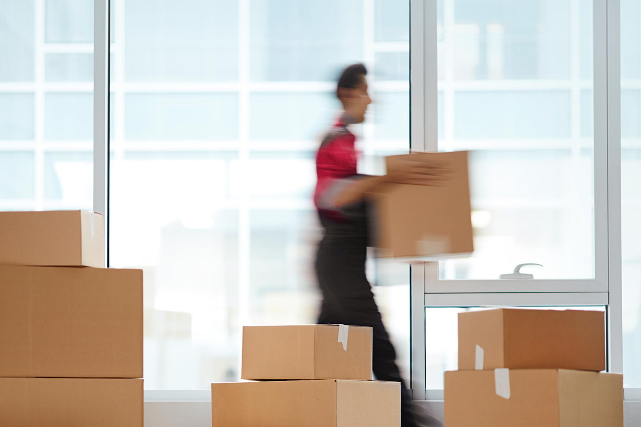 Einlagerung in eine Lagerbox bei DMSL